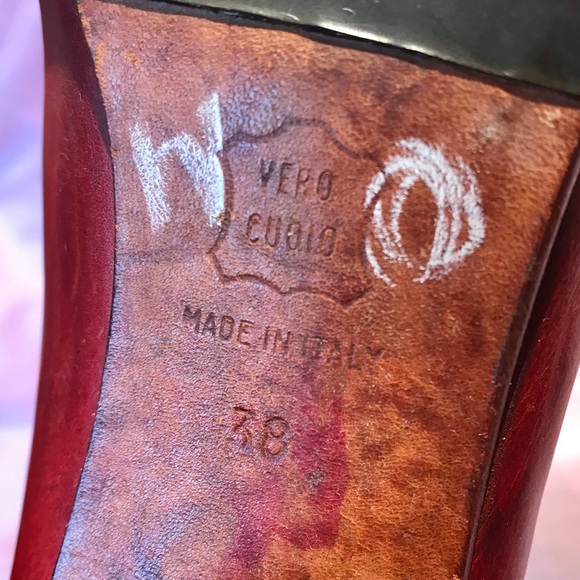 Joan and David deep red Italian leather boots mid calf length pointed toe - Picture 8 of 9